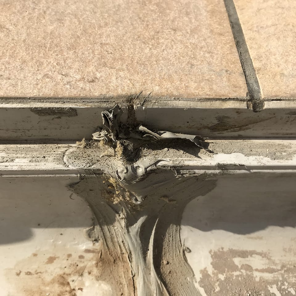 assenza giunti di dilatazione